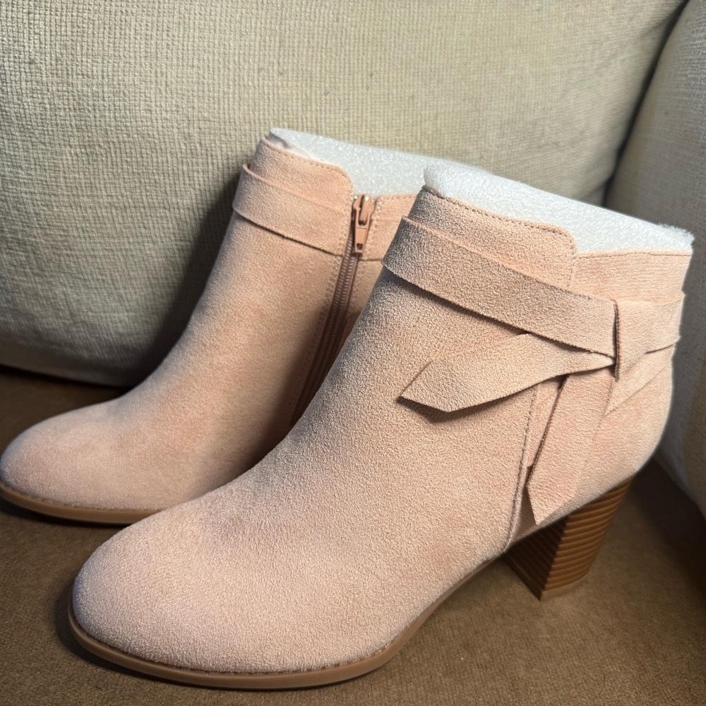 Women's Blush Suede Ankle Boots